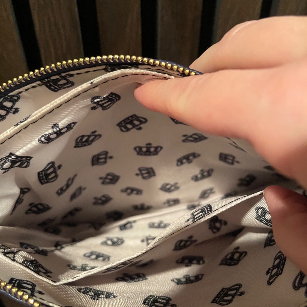 Juicy by Juicy Couture - Purple Purse w. Gold JUICY Letters - Picture 6 of 10